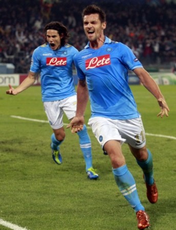 而忽视一名 而忽视一名